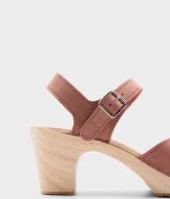 Aurora crossed clog sandal