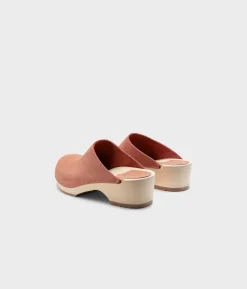 Austin minimalistic clog mule