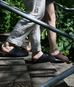 Bilbao closed-toe cork sandal