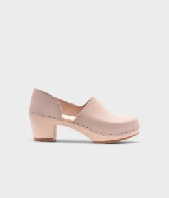 Brett closed-back clogs