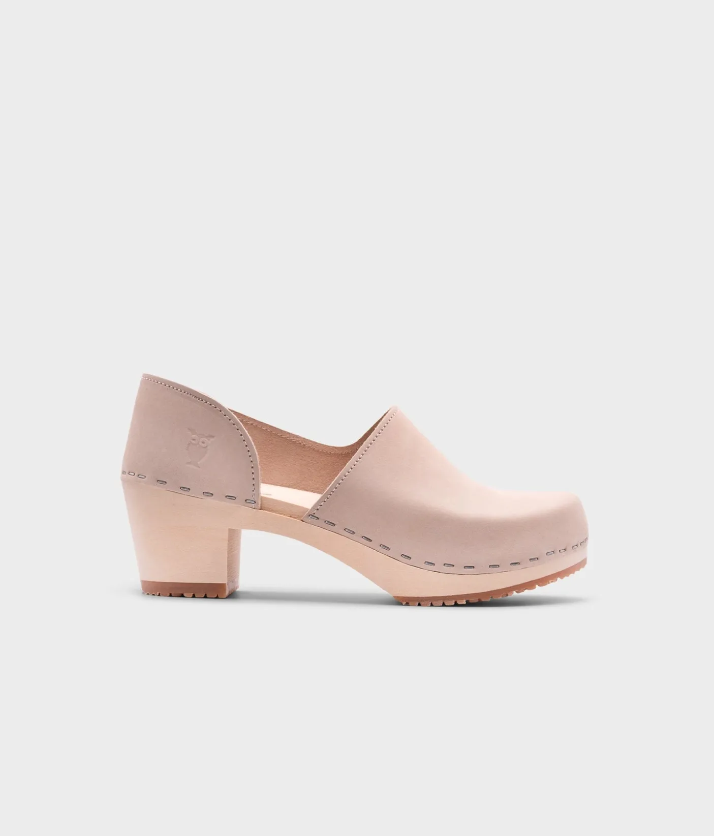 Brett closed-back clogs