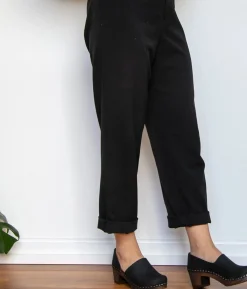 Brett closed-back clogs