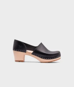 Brett closed-back clogs