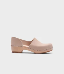 Brett low closed-back clogs