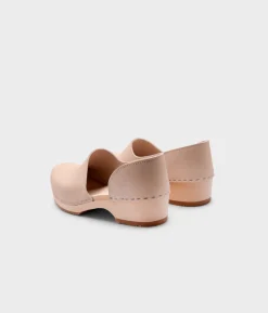 Brett low closed-back clogs