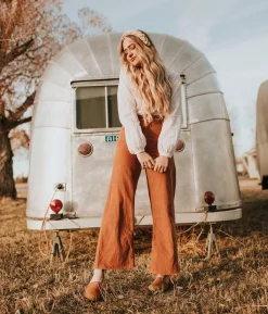 Brett low closed-back clogs