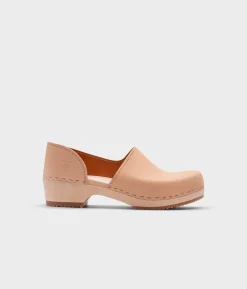 Brett low closed-back clogs