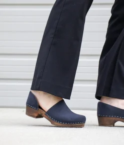 Brett low closed-back clogs