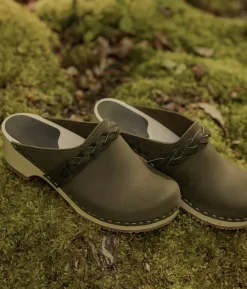 Brussels braided clog mule