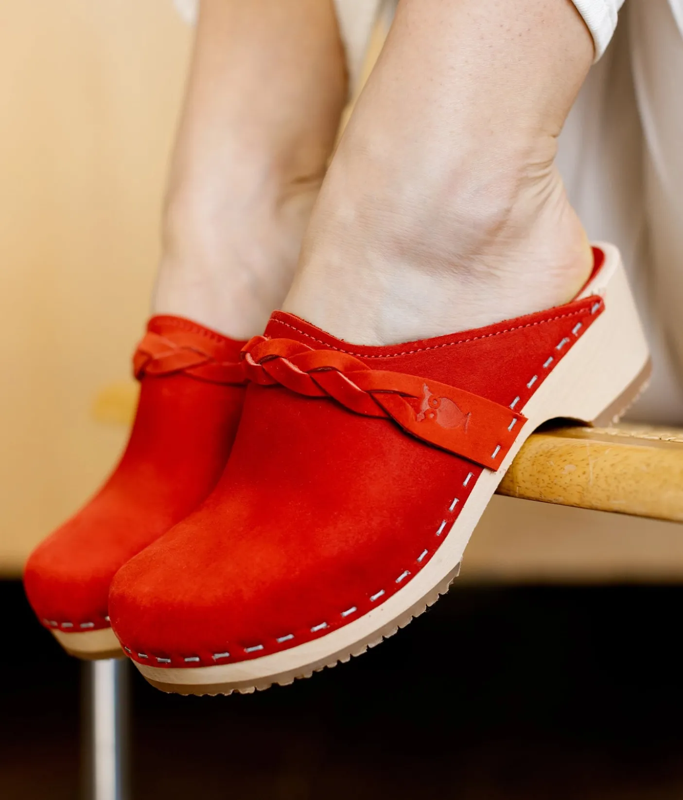 Brussels braided clog mule