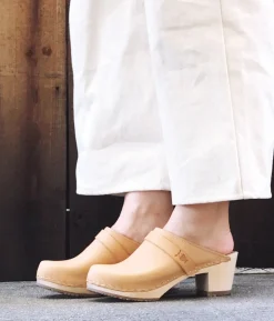 Dublin classic clog mule