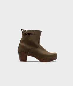 Manhattan clog boots
