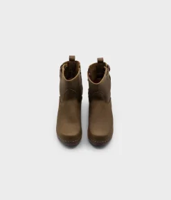 Manhattan clog boots