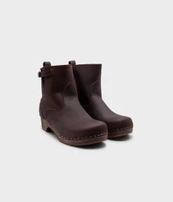 Manhattan low clog boots