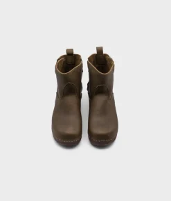Manhattan low clog boots