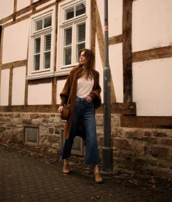 Maya classic clog mule