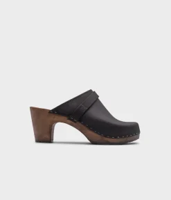 Maya classic clog mule