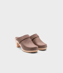 Maya classic clog mule