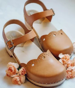 Milan clog sandals