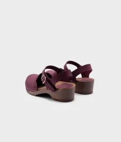 Milan clog sandals