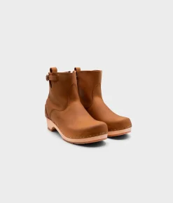New York low clog boots