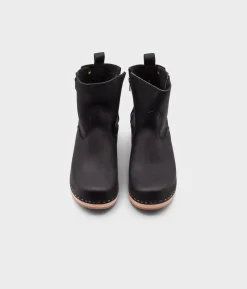 New York low clog boots
